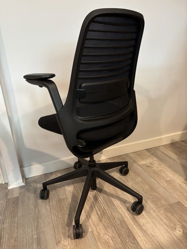 Brand new steelcase series - new,