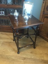 A BEAUTIFUL ANTIQUE MAHOGANY