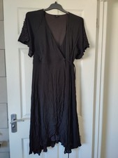 Torrid Size 1 (UK 18) Black Wrap Dress Midi Dip Hem Lace Goth Alt 
