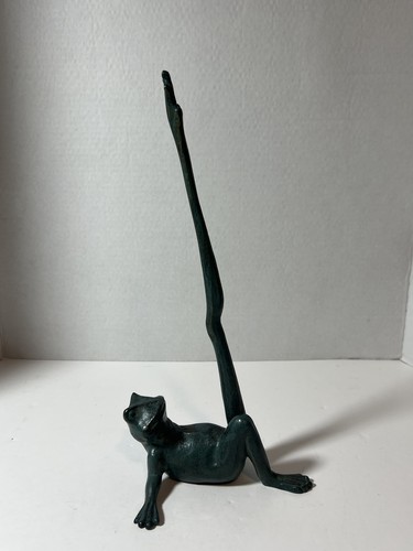 Frog paper towel holder - frog,