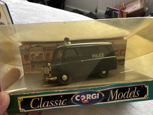 Corgi classic collection - corgi,
