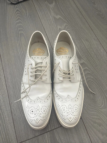 Church white ladies melody - white,
