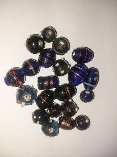 Vintage glass beads black - glass,