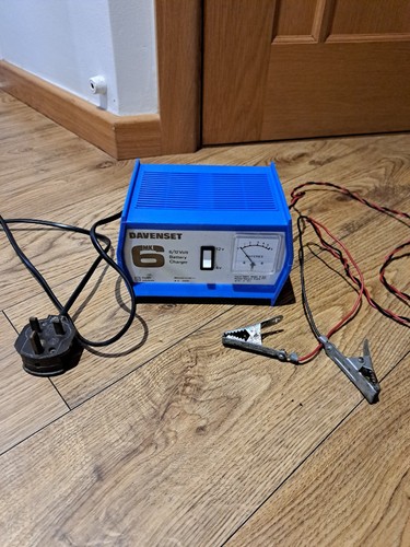 Davenset car battery charger - car,