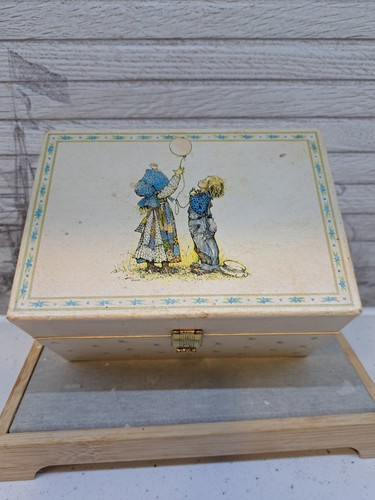 Vitage holly hobbie musical - hobbie,