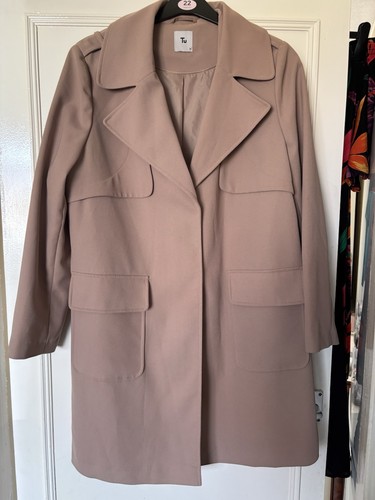 Women trench style - trench,