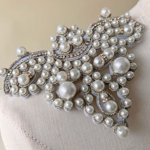 Gold pearl applique - pearl,