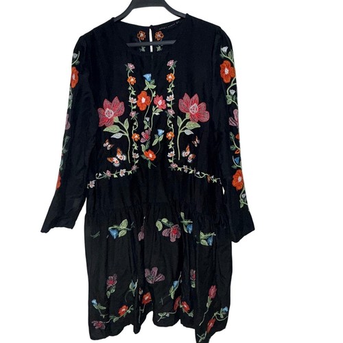 Black embroidered floral - black,
