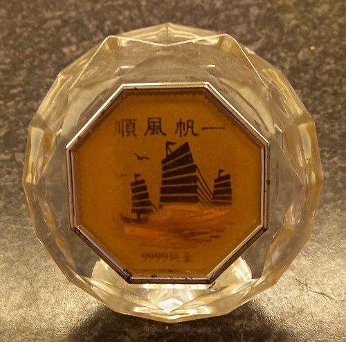 Faceted clear glass - clear,