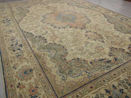 Large vintage rug 8x11 - large,