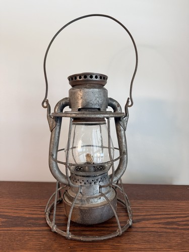 Antique dietz vesta railroad - antique,