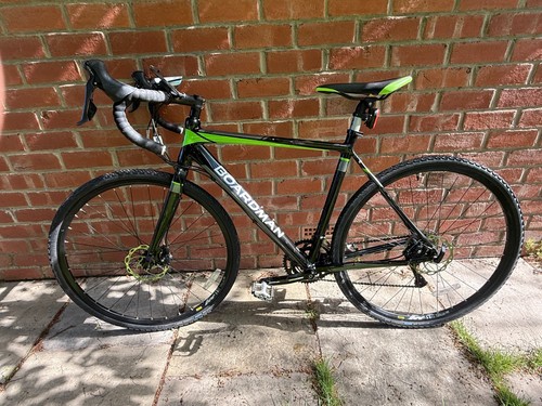 Boardman comp gravel bike - gravel,