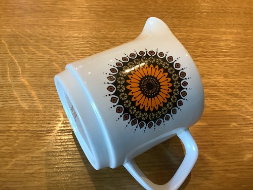 Meakin milk jug - j, &