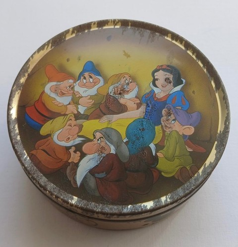 Vintage walt disney snow - walt,