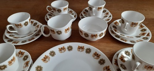 Royal vale fine bone china - royal,
