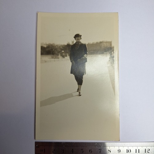 Vintage photograph lady - photograph,