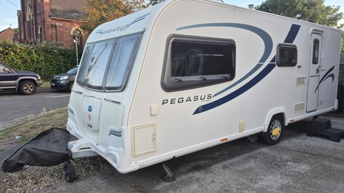 Bailey pegasus milan - ii, (2011)