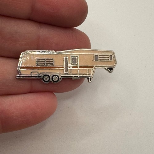 Vintage winnebago fifth - fifth, wheel