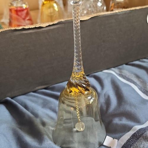Unmarked clear glass - unmarked,