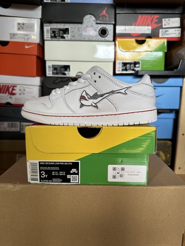 Nike dunk low shark - low, —