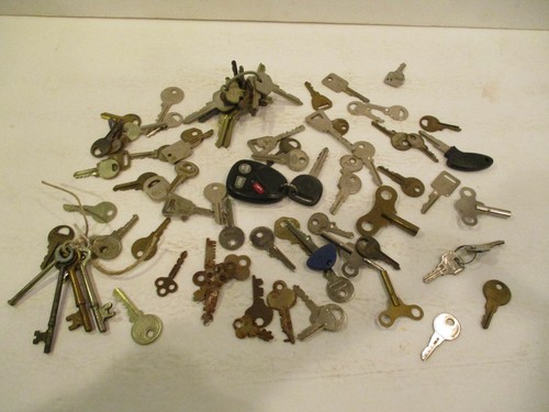 Vintage lot skelton - vintage,