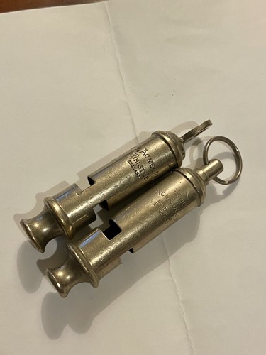 Vintage whistles acme city - x2.,