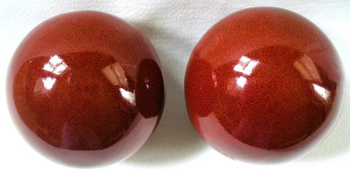 2~CERAMIC~4"~SPHERES~Collectib