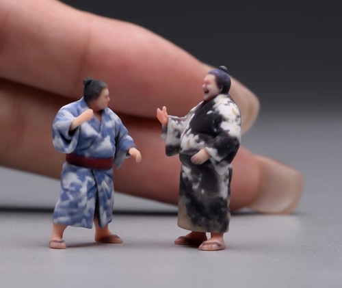 Painted figure model - al,