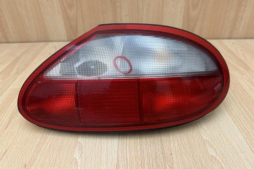 Right rear tail light - light, lamp