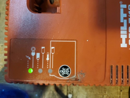 Hilti sfc fast - fast, charger