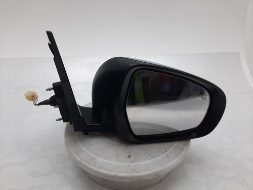Suzuki vitara door - suzuki, mirror
