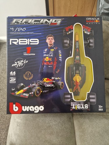Burago racing die cast - racing, metal
