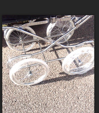 silvercross chassis and 4 wheels for 36 ins body pram vgc
