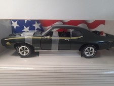 ERTL American Muscle 1/18 - 1969 Pontiac GTO Judge Midnight Green with box