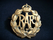 Original WW2 Era Brass RAF Cap Badge Royal Air Force Kings Crown
