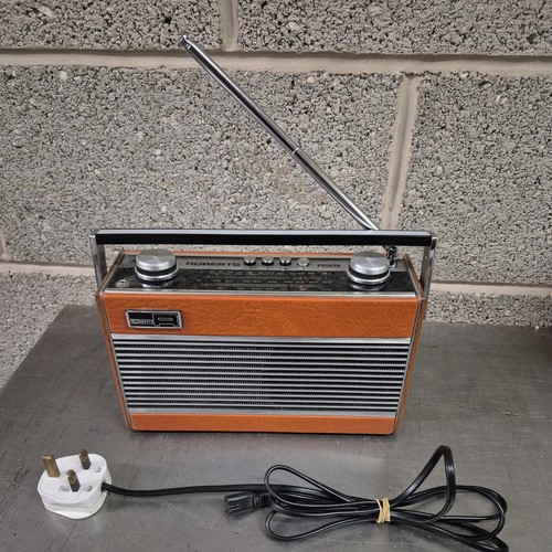 Roberts r25 radio good - r25,
