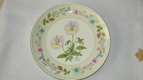 Aynsley wild tudor pattern - tudor,