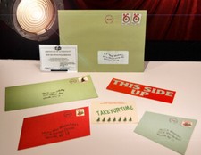 GRINCH PROP Lg WHO MAIL ENVELOPES x 4, LABELS x 2 Screen Used, COA, Free SHIP !