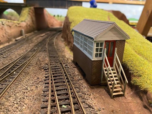 Railway signal box - signal,