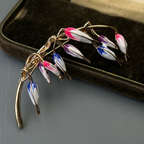 Vintage style dainty garden - dainty,