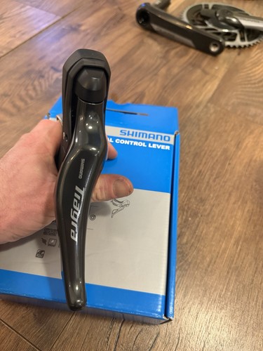 Shimano tiagra 4725 right - st-4725,