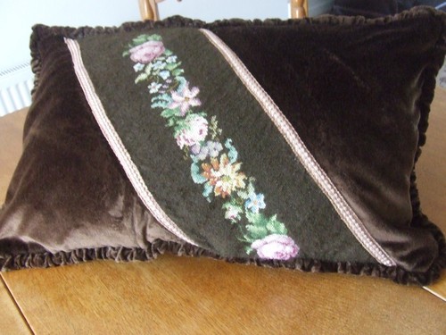 Large brown polyester velvet - brown,
