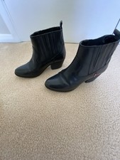 Levi's Black Leather Ankle