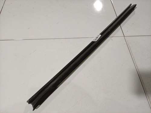 Renault scenic 2010 glass trim - 2010,