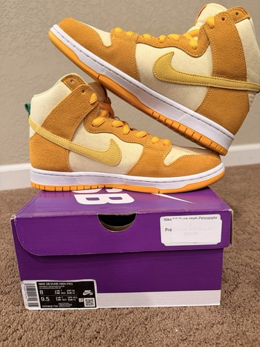 Great condition nike - great, 8m