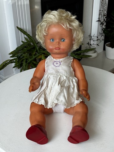 Vintage 1970s palitoy - palitoy, child