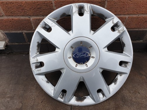 Ford fiesta wheel trim hub - ford,