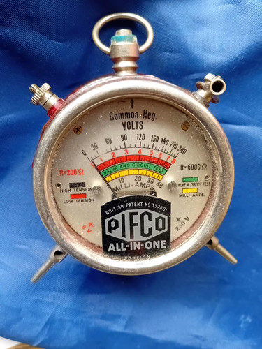 Pifco all one bakelite - in,