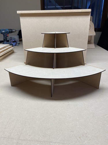Small circular corner display - small,