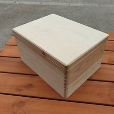 LARGE PLAIN WOOD WOODEN BOX 40 x 30 x 23 cm WITHOUT HANDLES AND WHIT LID 